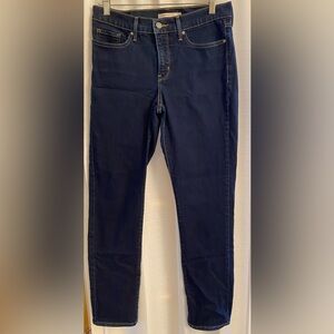 Levi’s 312 shaping slim jeans size 29
